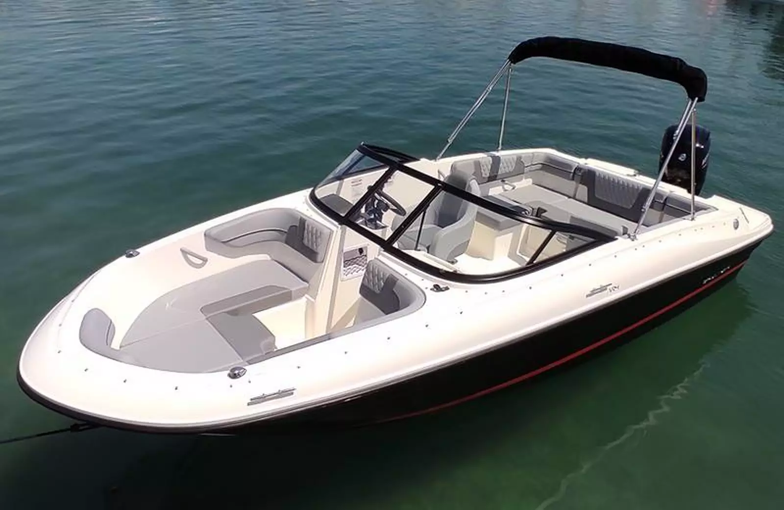 Barcos con titulación / Q600 Atlas (7p)