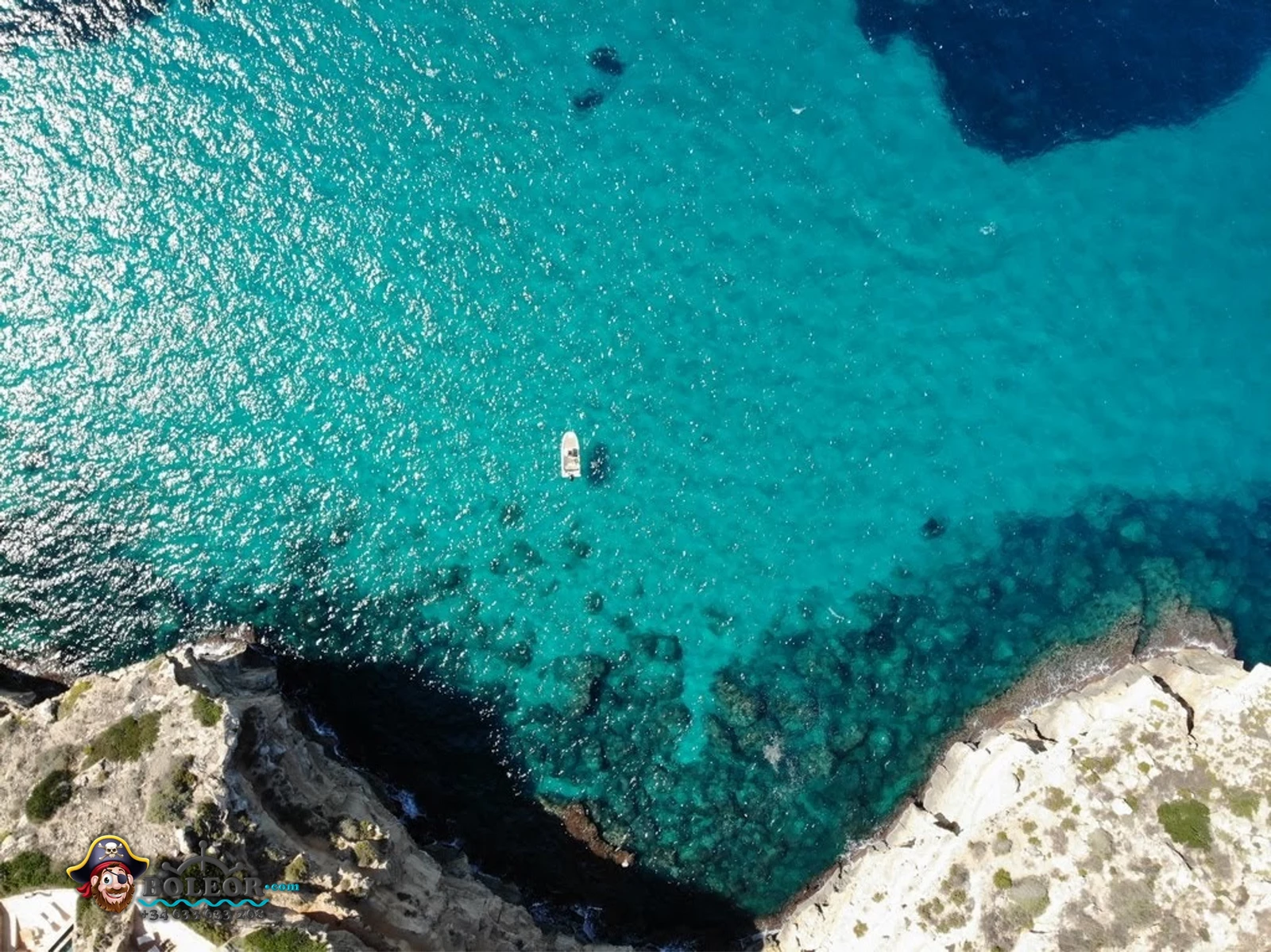Barcos con titulación / Q600 Atlas (7p)