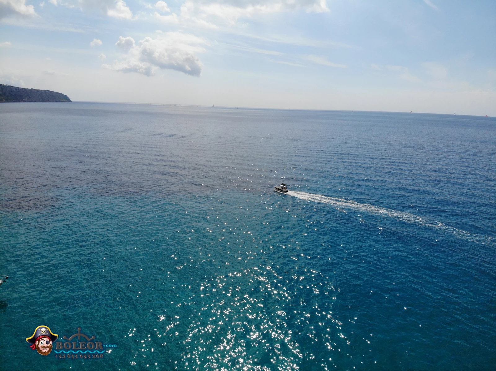 Barcos con titulación / Q600 Atlas (7p)