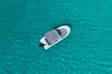Barcos con titulación / Q670 Atlas (7-10p)