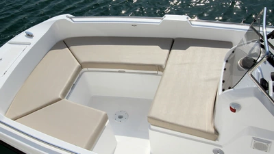 Barcos sin titulación / Alize.V2 (6p)