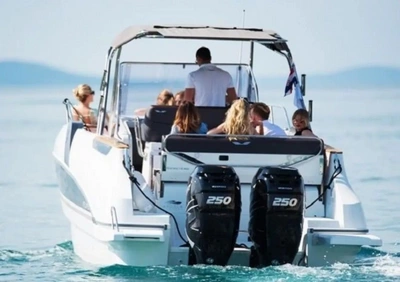 Barcos con patrón / Maritim 880 (11p)