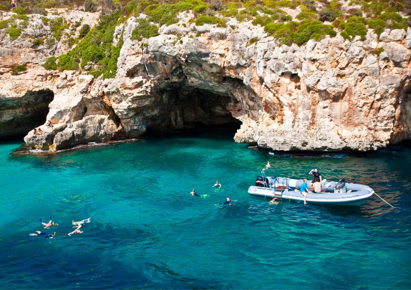 Adrenalina / Secret Coves