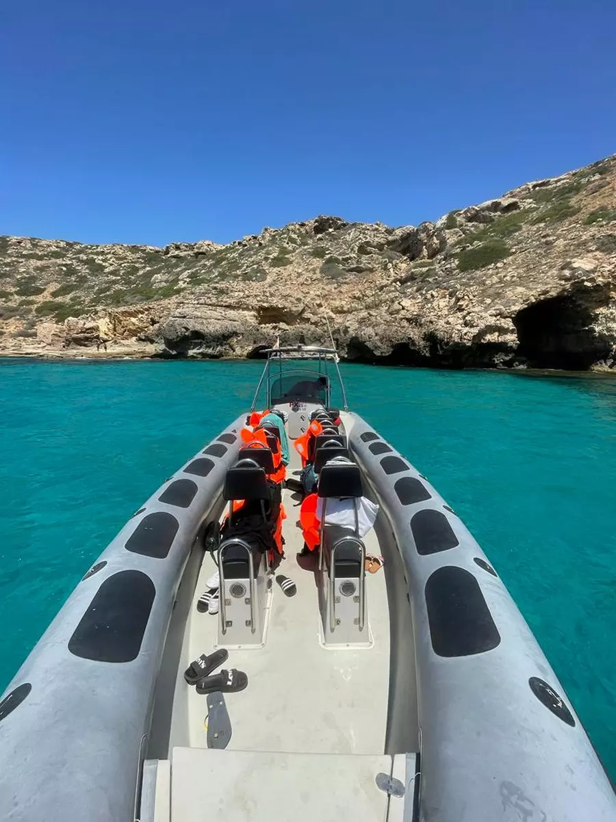 Adrenalina / Secret Coves