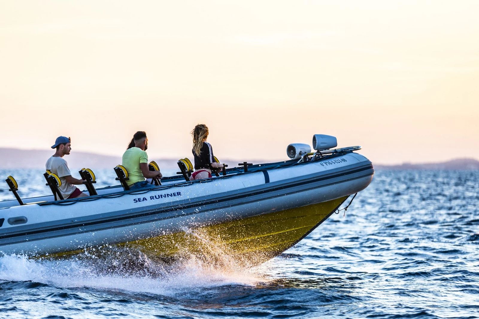 Adrenalina / Speed Boat