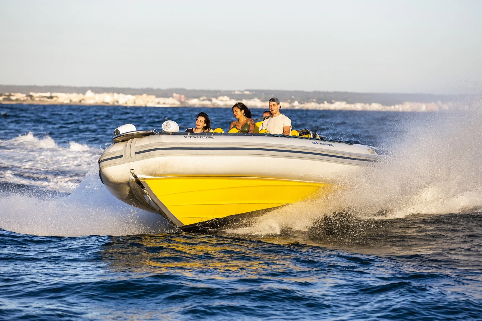 Adrenalina / Speed Boat